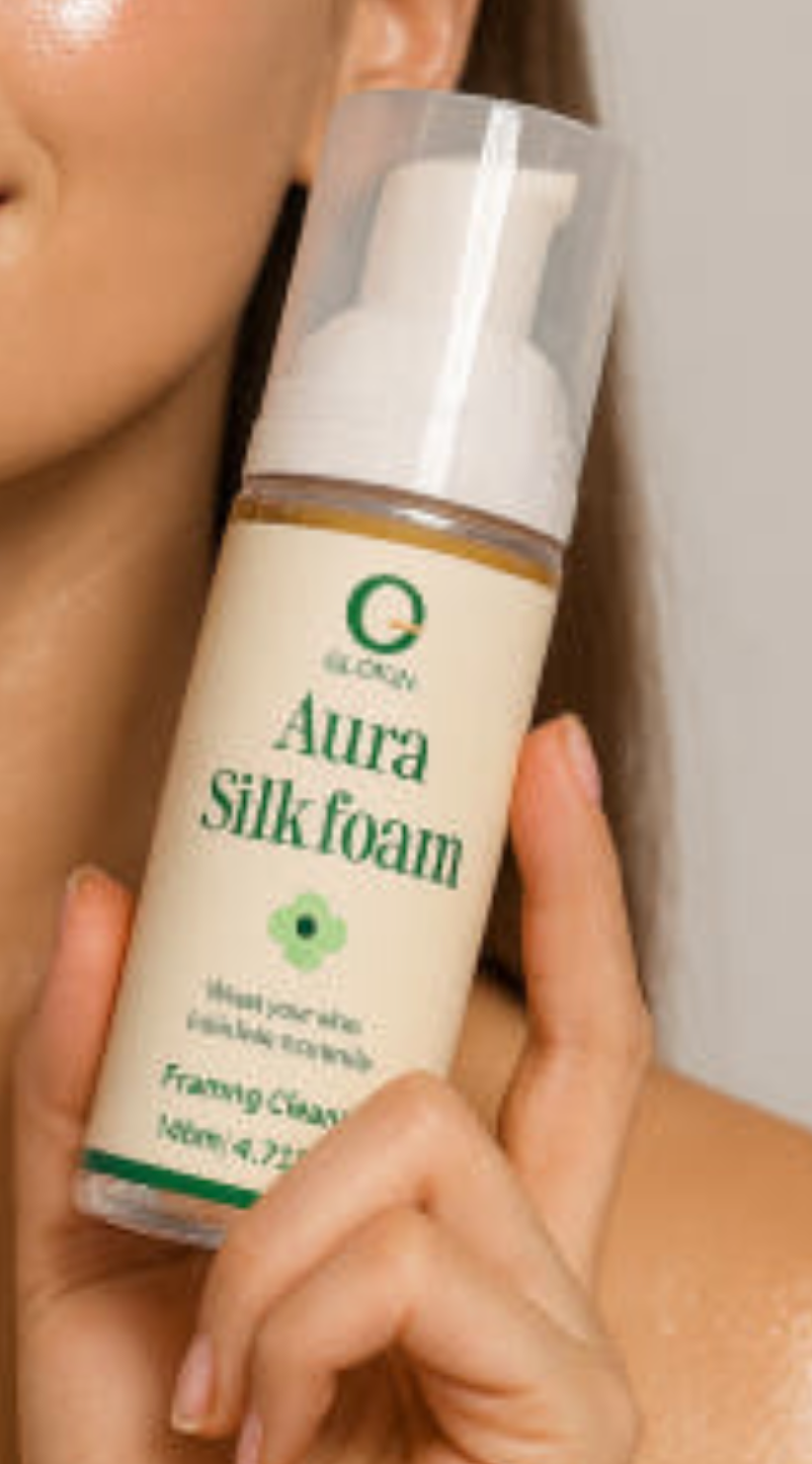 Aura Silkfoam Foaming Cleanser